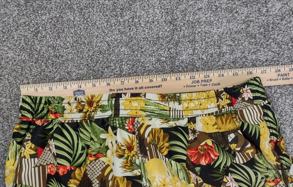 Tommy Bahama Shorts Men Medium Mesh Brief Lined Swim Trunks Hawaiian Print Relax